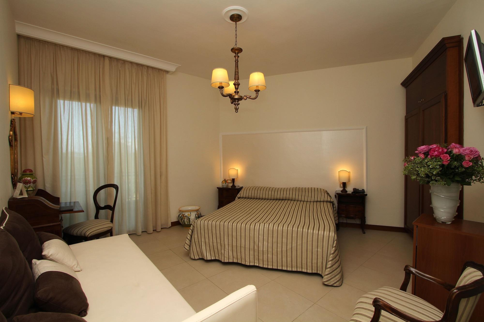 Hotel Alpha Sant'Agnello Exteriér fotografie