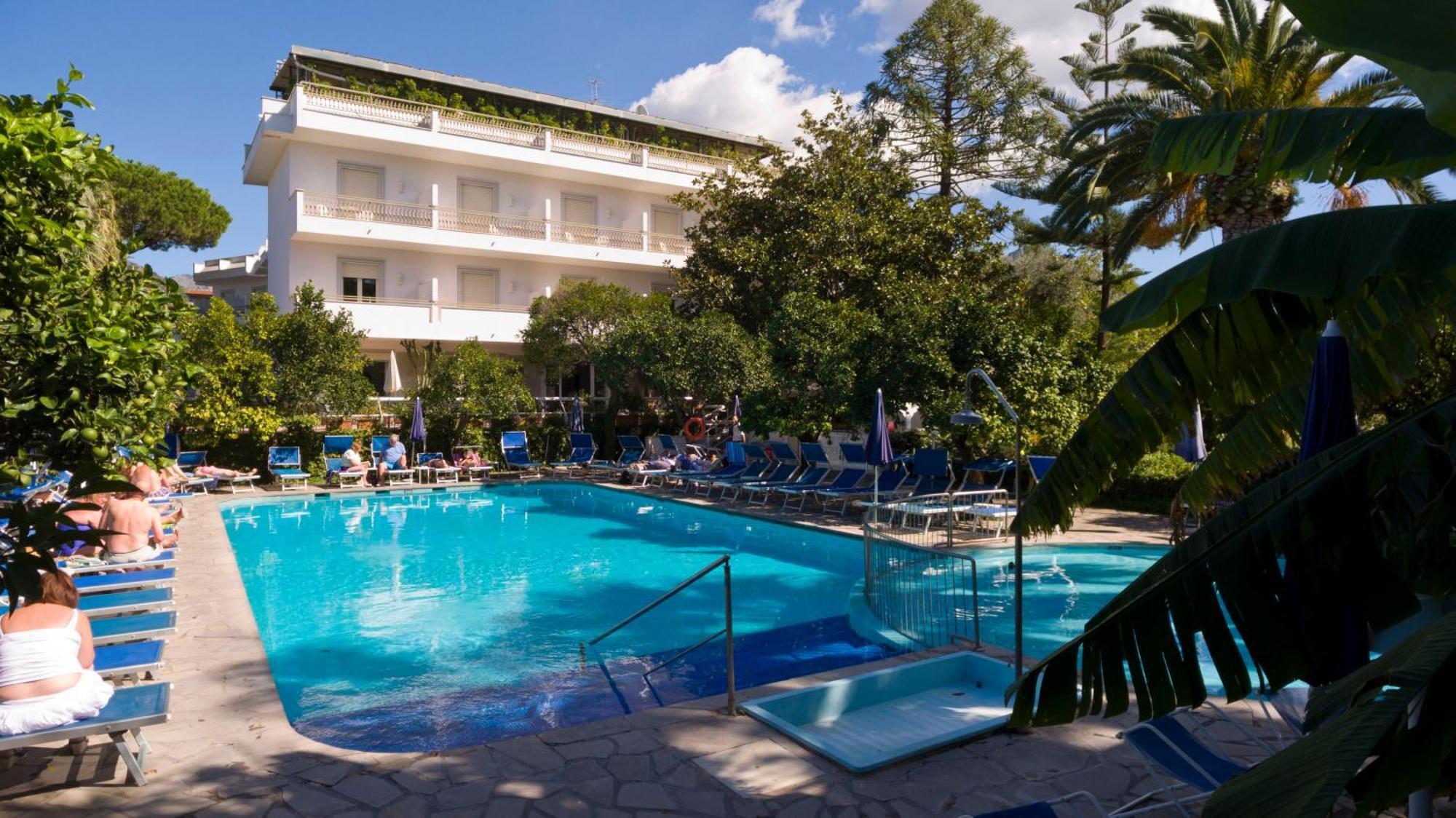 Hotel Alpha Sant'Agnello Exteriér fotografie