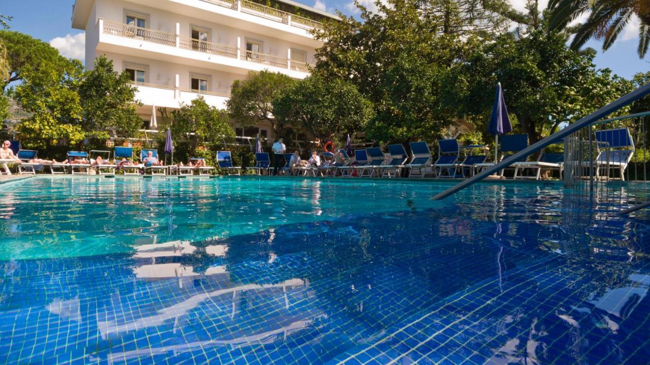 Hotel Alpha Sant'Agnello Exteriér fotografie